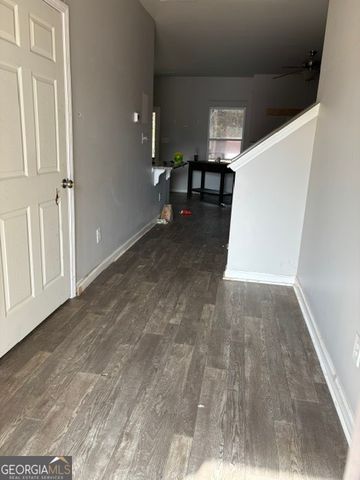 29 Hill Top Circle, Grantville, GA 30220