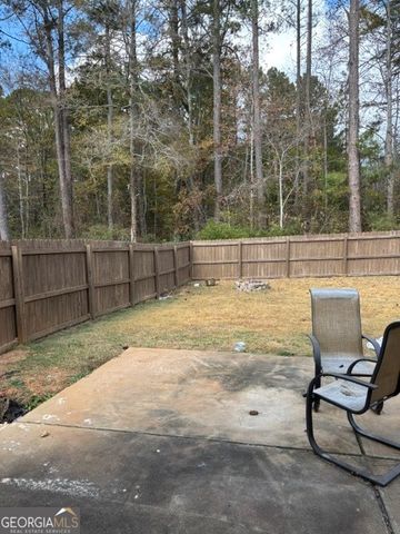 29 Hill Top Circle, Grantville, GA 30220