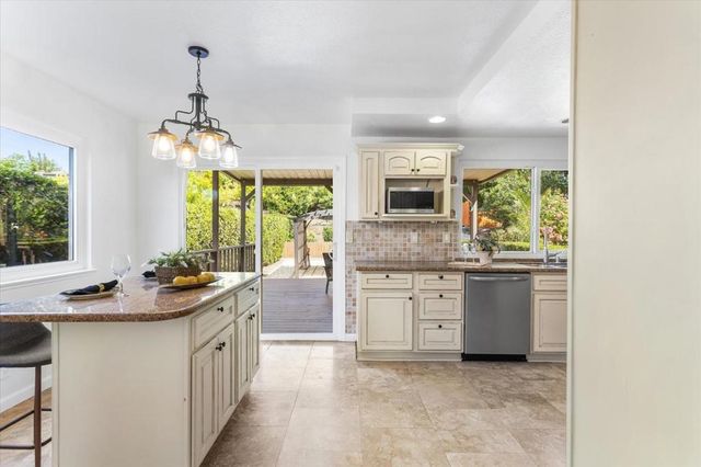 160 Windsor Way, Vallejo, CA 94591