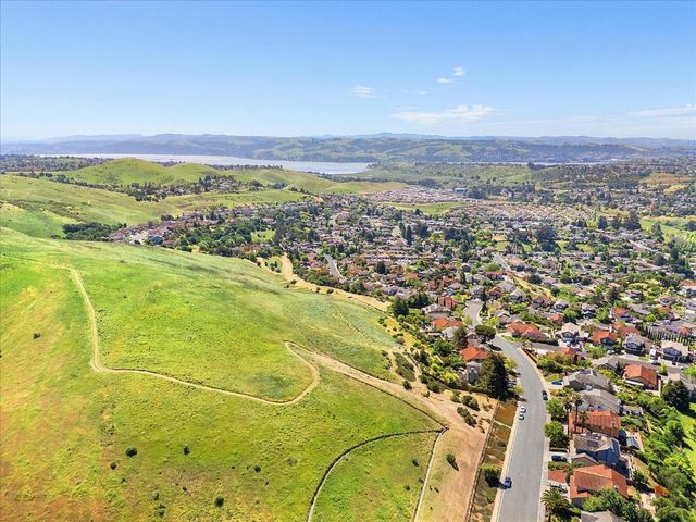 160 Windsor Way, Vallejo, CA 94591