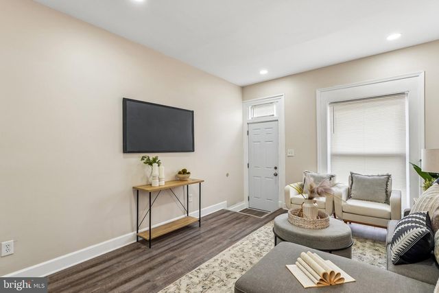 135 N HIGHLAND AVE, Baltimore, MD 21224