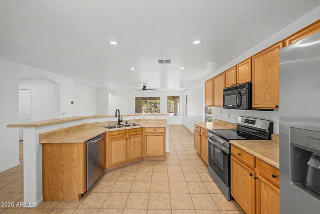 1518 N Desert Willow Avenue, Casa Grande, AZ 85122