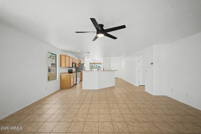 1518 N Desert Willow Avenue, Casa Grande, AZ 85122