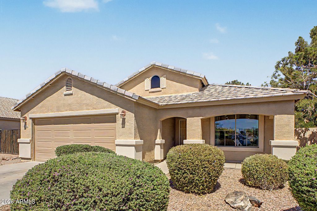 1518 N Desert Willow Avenue, Casa Grande, AZ 85122