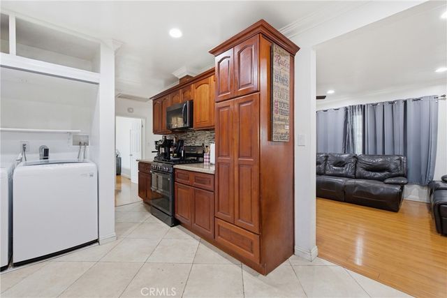 156 E 49th, Long Beach, CA 90805