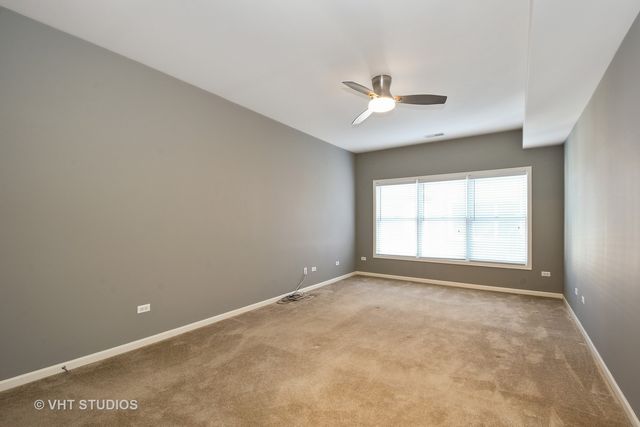 100 E Station Street 316, Barrington, IL 60010