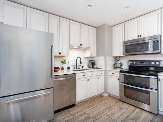 8915 Diceman Drive, Dallas, TX 75218