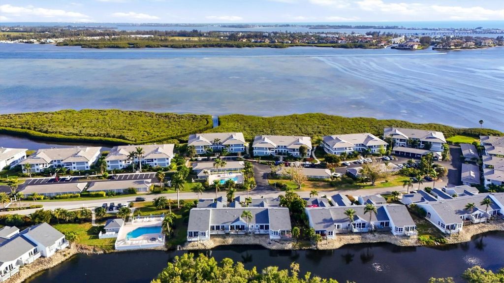 Image 49 of property listing at 1323 PERICO POINT CIRCLE 107, Bradenton, FL 34209