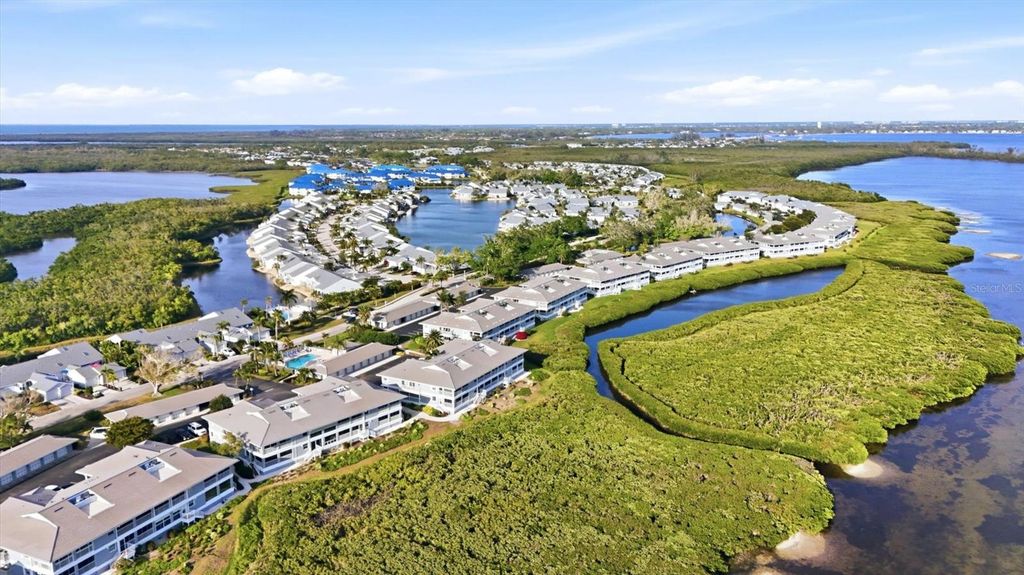 Image 50 of property listing at 1323 PERICO POINT CIRCLE 107, Bradenton, FL 34209