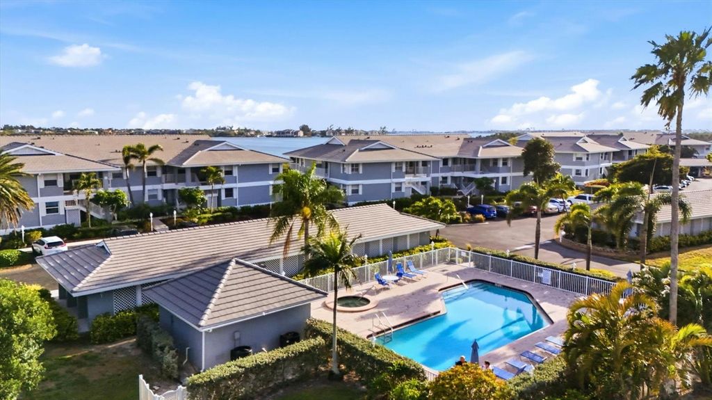 Image 54 of property listing at 1323 PERICO POINT CIRCLE 107, Bradenton, FL 34209