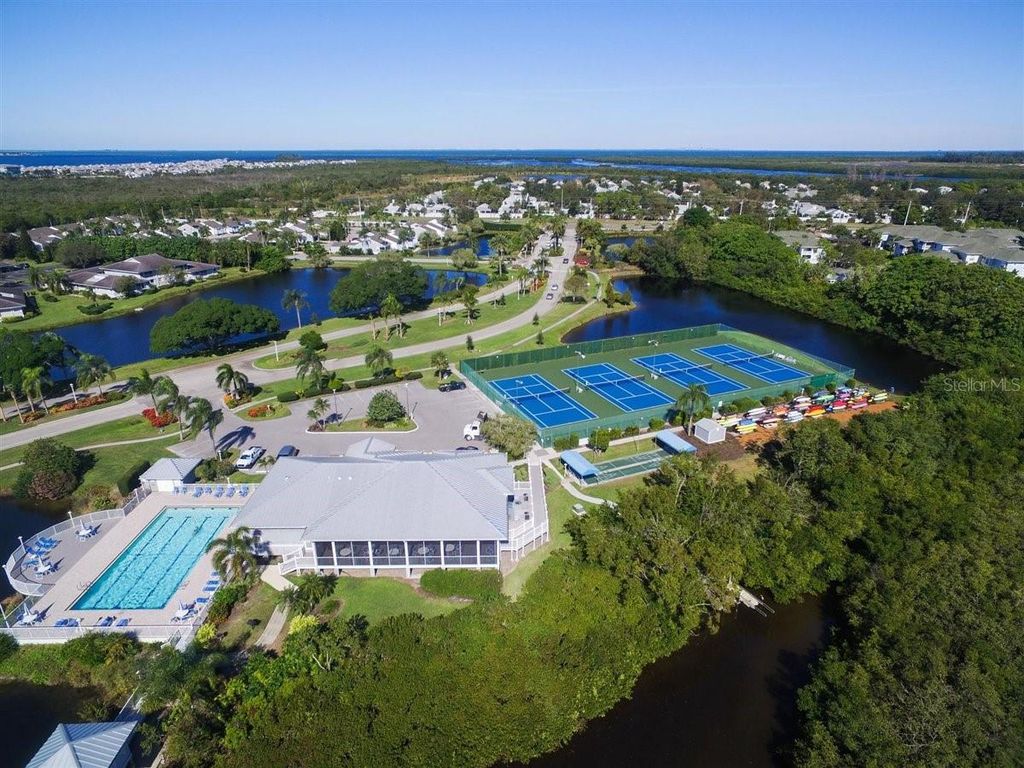 Image 57 of property listing at 1323 PERICO POINT CIRCLE 107, Bradenton, FL 34209