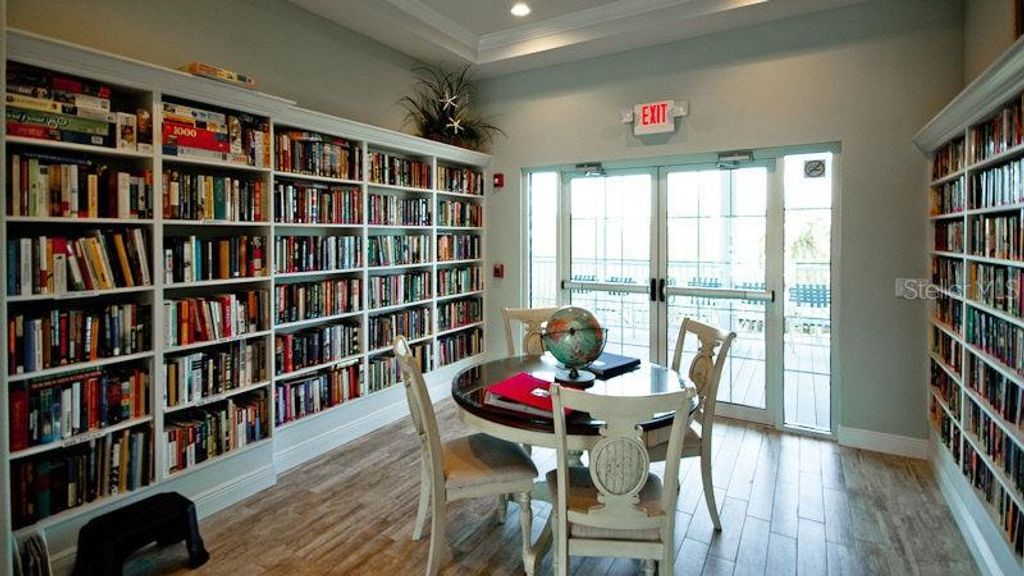 Image 72 of property listing at 1323 PERICO POINT CIRCLE 107, Bradenton, FL 34209