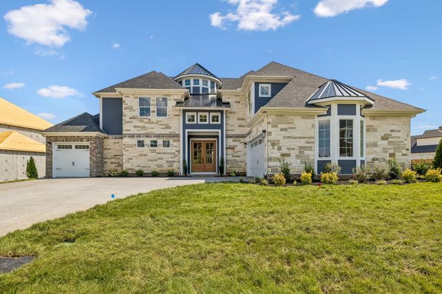 5158 High Park Hill Dr, N, Arrington, TN 37014