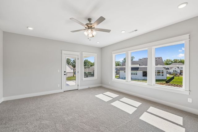 5158 High Park Hill Dr, N, Arrington, TN 37014