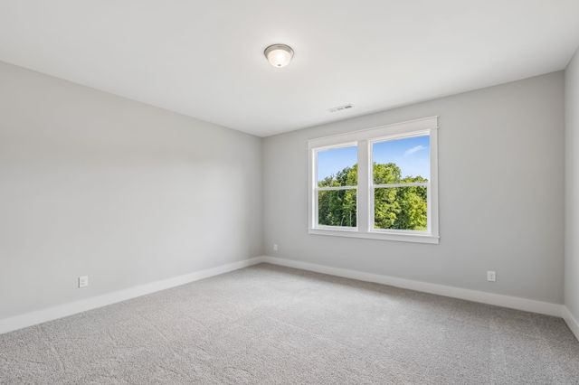 5158 High Park Hill Dr, N, Arrington, TN 37014