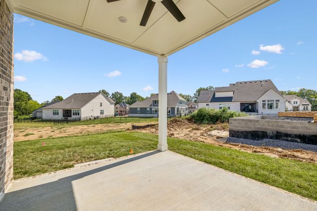 5158 High Park Hill Dr, N, Arrington, TN 37014