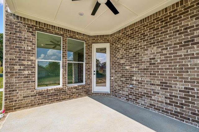 5158 High Park Hill Dr, N, Arrington, TN 37014
