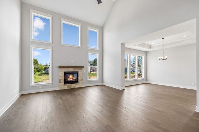 5158 High Park Hill Dr, N, Arrington, TN 37014