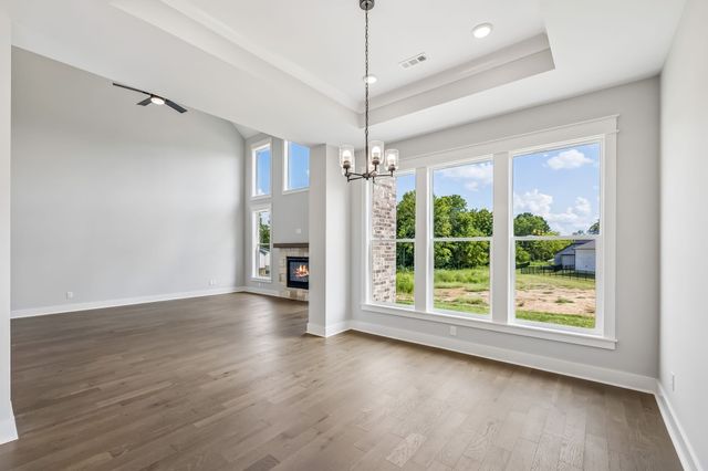 5158 High Park Hill Dr, N, Arrington, TN 37014