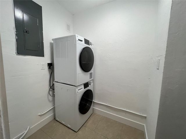 2464 PICNIC ST, Port Charlotte, FL 33952