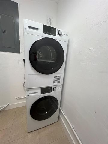 2464 PICNIC ST, Port Charlotte, FL 33952