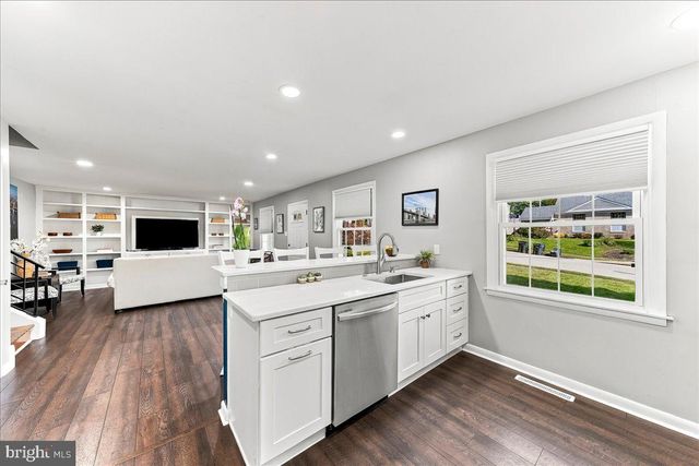 2914 ROSSITER AVE, Abington, PA 19001