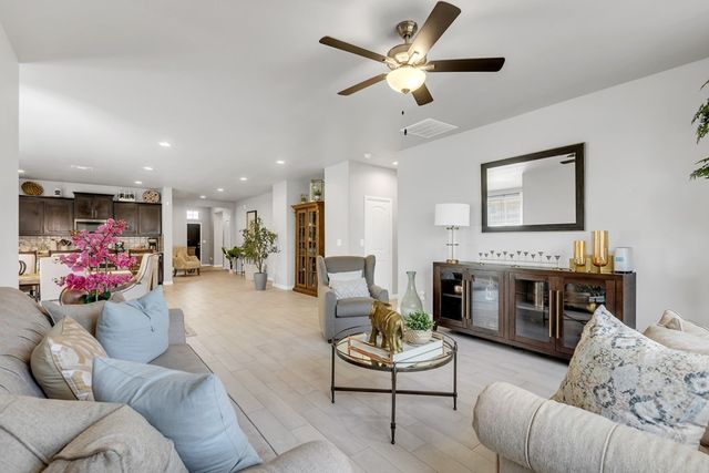 816 Founders Rd, Midland, TX 79706