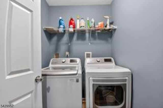 104 Albert Ct, Randolph Twp., NJ 07869