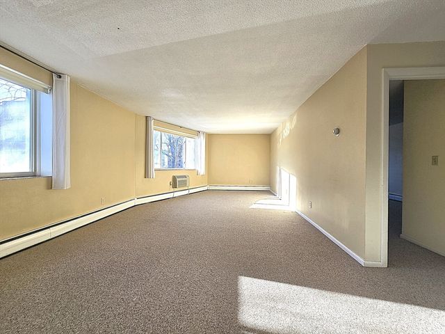 50 Green 316, Brookline, MA 02446