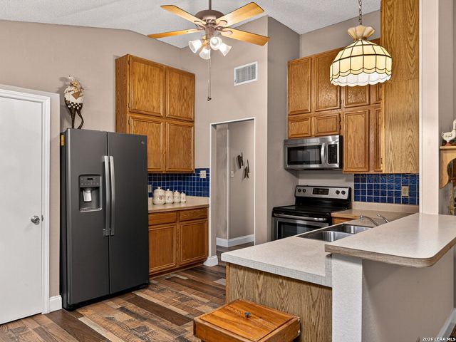 13723 Cedar Canyon, San Antonio, TX 78231