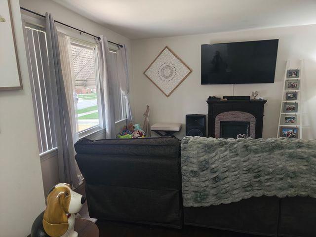 11036 Shaw Street, Westchester, IL 60154