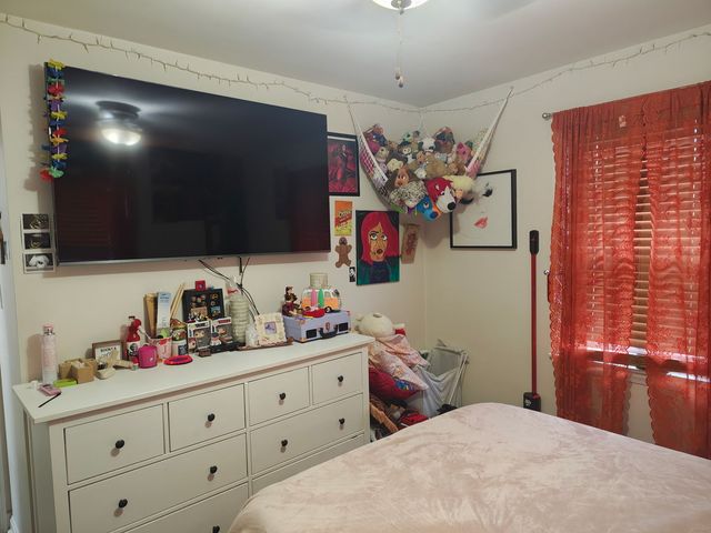 11036 Shaw Street, Westchester, IL 60154