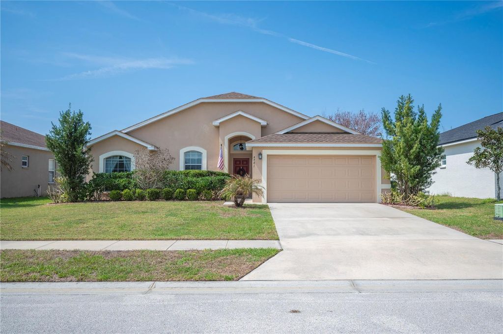 Image 1 of property listing at 4741 MANDOLIN LOOP, Winter Haven, FL 33884