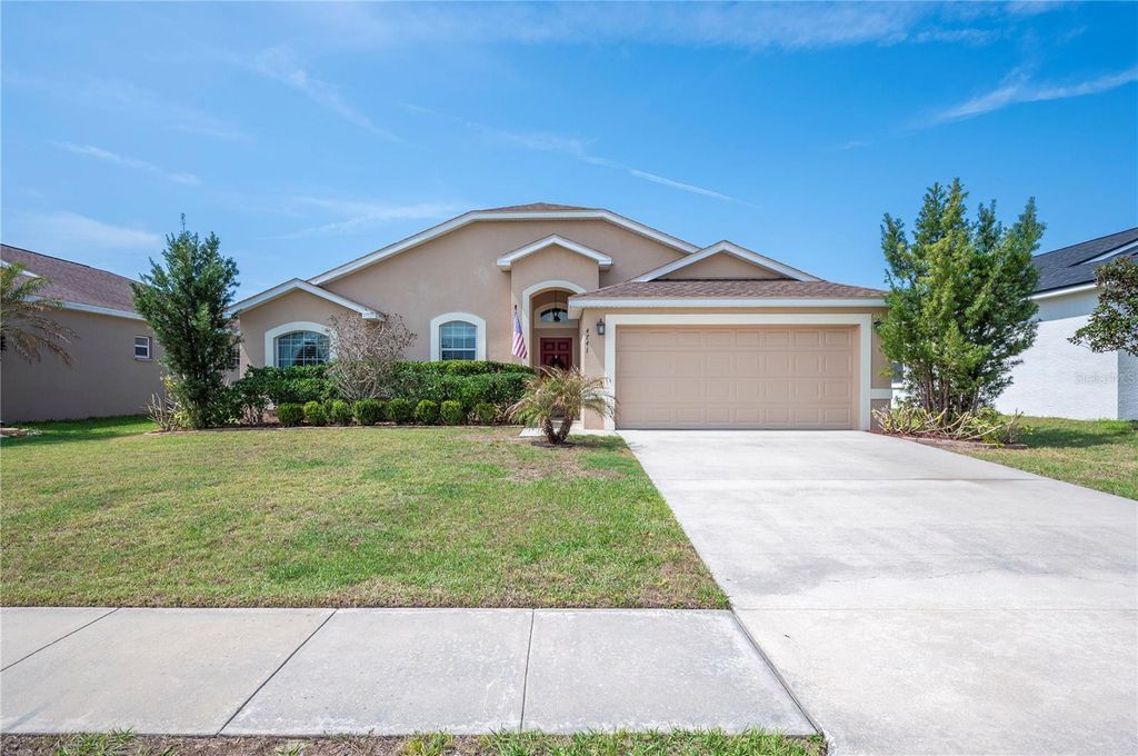 Image 2 of property listing at 4741 MANDOLIN LOOP, Winter Haven, FL 33884
