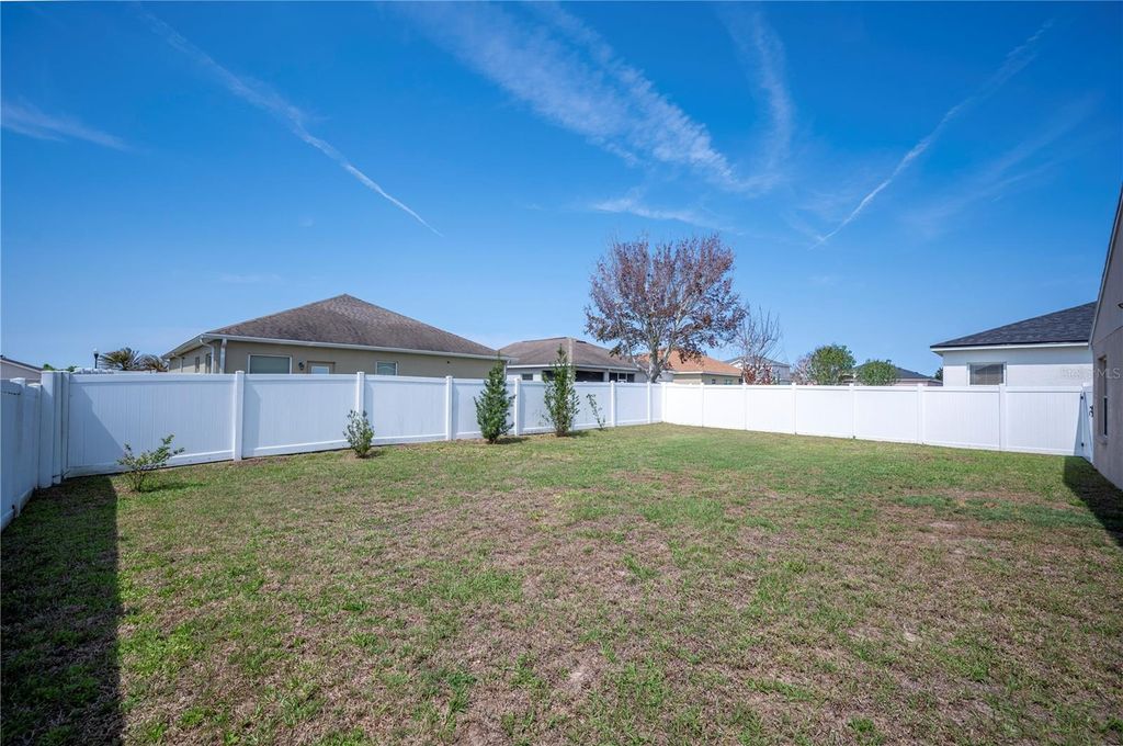 Image 33 of property listing at 4741 MANDOLIN LOOP, Winter Haven, FL 33884