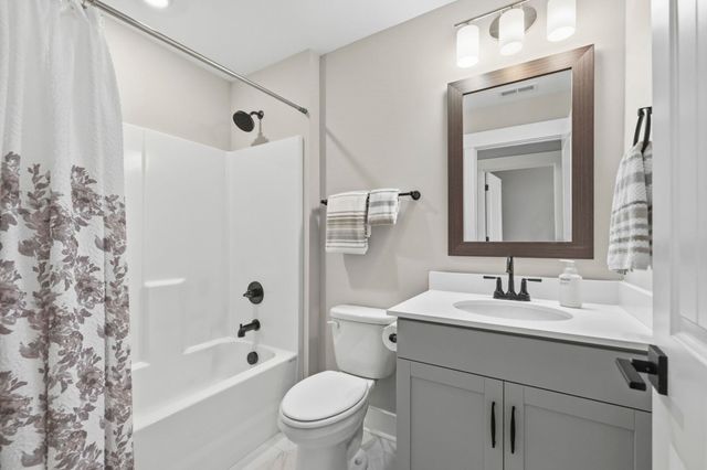 4242 Winding Ridge Lane, Boiling Springs, SC 29316