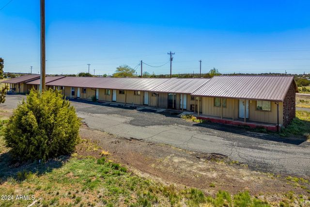 80 CLUBHOUSE Lane, Concho, AZ 85924