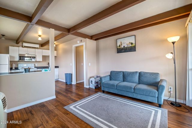 80 CLUBHOUSE Lane, Concho, AZ 85924