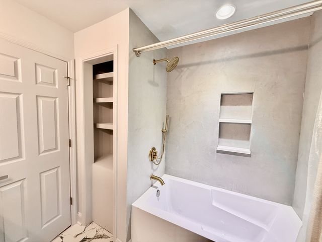207 Blue Ridge Dr, Old Hickory, TN 37138