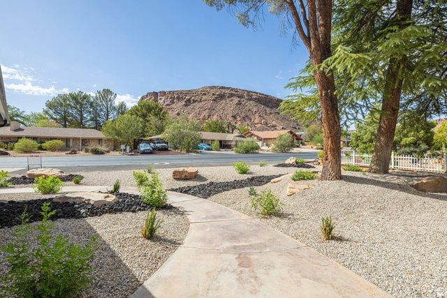 3273 S BLOOMINGTON DR, St. George, UT 84790
