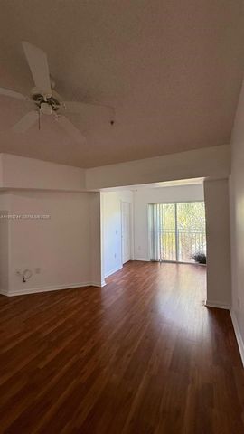 2494 Centergate Dr 305, Miramar, FL 33025