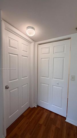 2494 Centergate Dr 305, Miramar, FL 33025