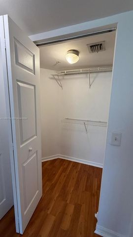 2494 Centergate Dr 305, Miramar, FL 33025