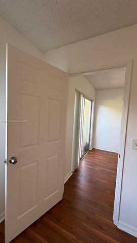 2494 Centergate Dr 305, Miramar, FL 33025