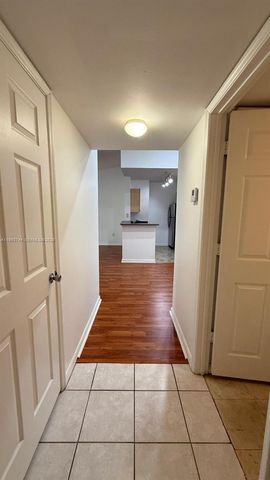 2494 Centergate Dr 305, Miramar, FL 33025