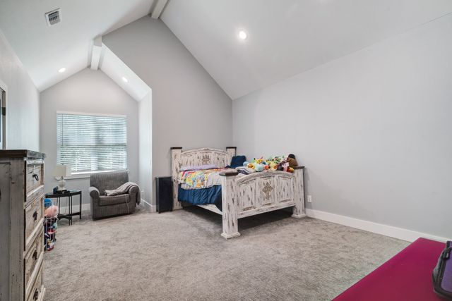 545 County Road 42540, Paris, TX 75462