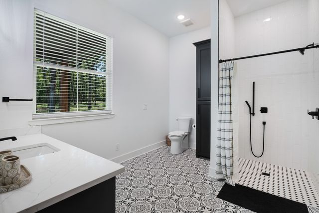 545 County Road 42540, Paris, TX 75462