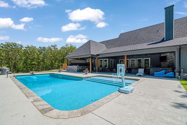 545 County Road 42540, Paris, TX 75462