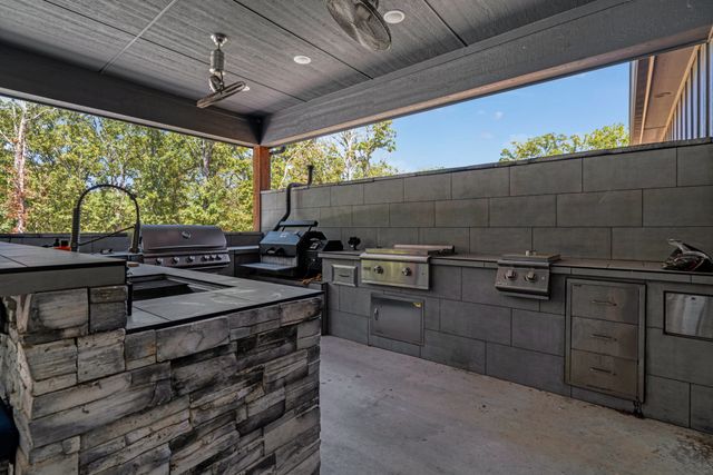 545 County Road 42540, Paris, TX 75462