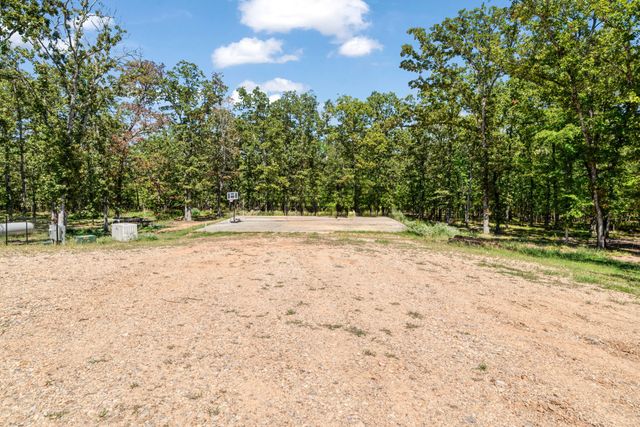 545 County Road 42540, Paris, TX 75462